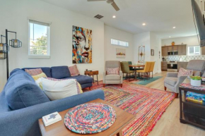 Modern Oasis Steps to River Walk and Alamo Park!